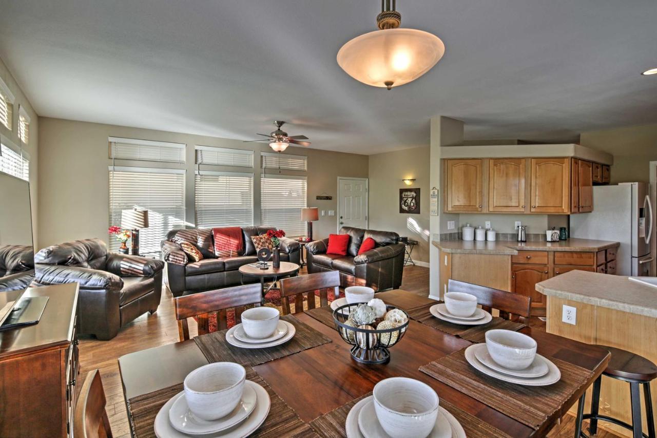 Rivers Edge Golf Condo With Beach Access And Patio! Needles Eksteriør billede