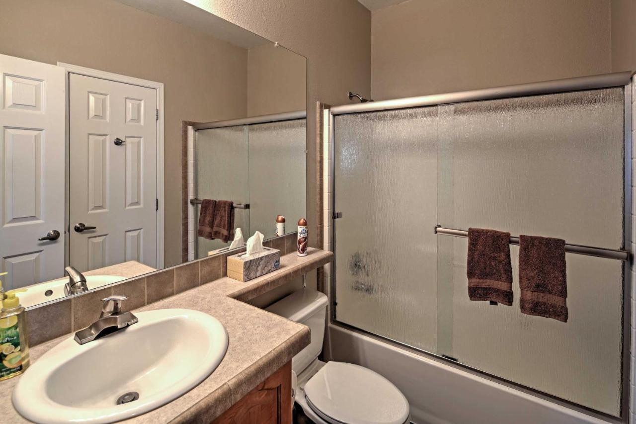 Rivers Edge Golf Condo With Beach Access And Patio! Needles Eksteriør billede