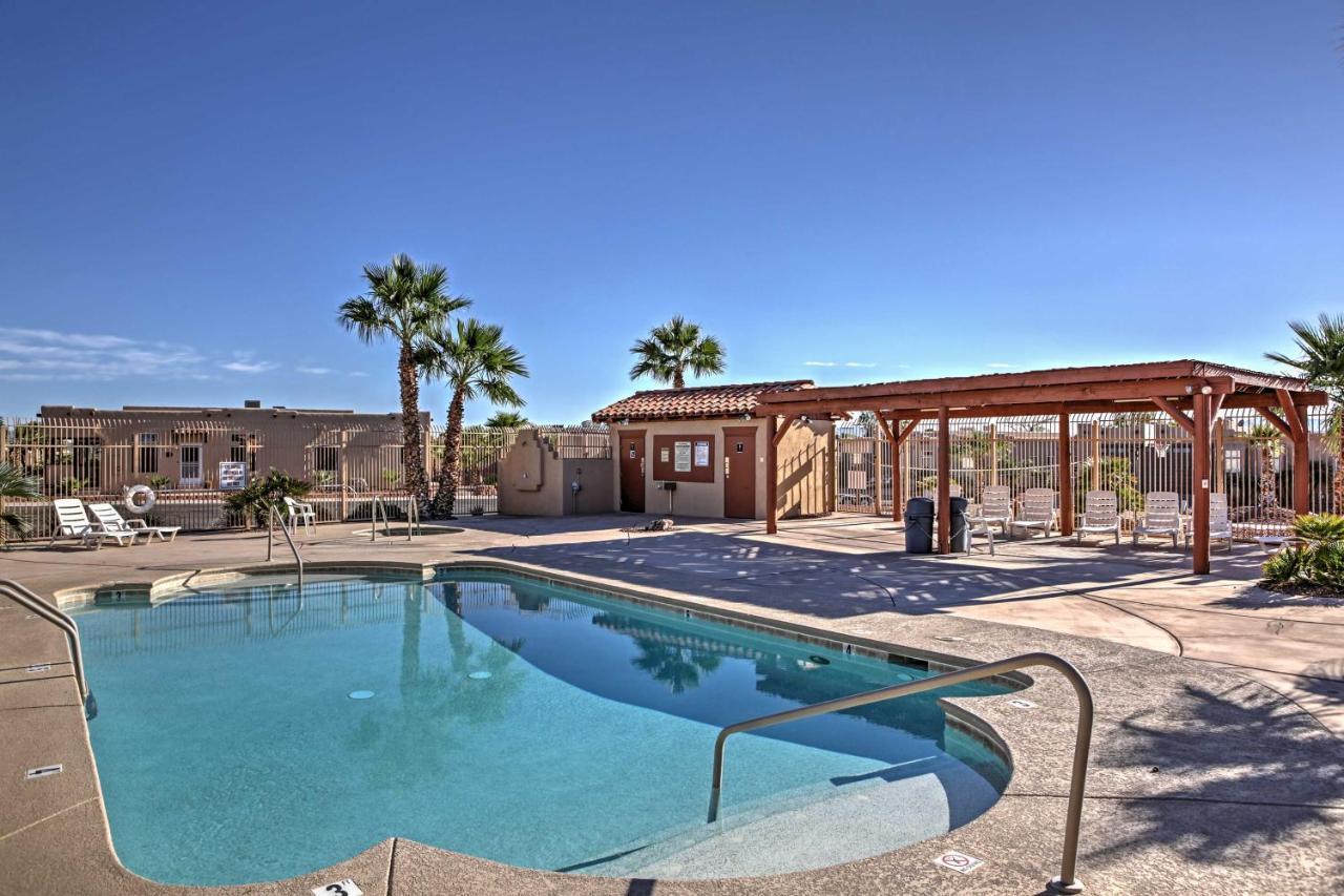 Rivers Edge Golf Condo With Beach Access And Patio! Needles Eksteriør billede